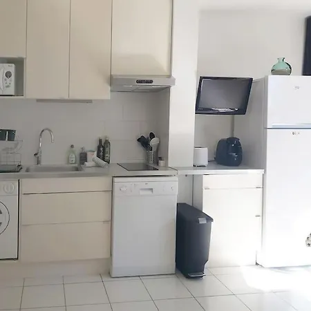 Apartment A 100m De La